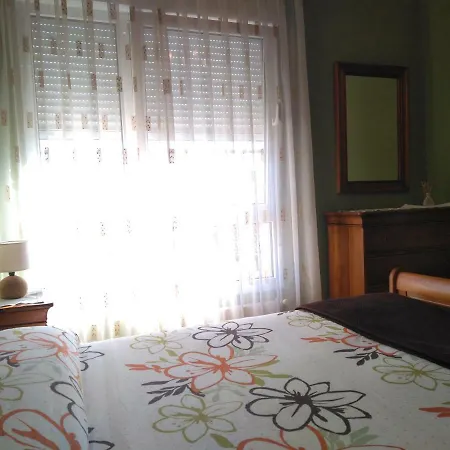 El Piso De Carlos * Ribadeo