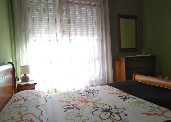 El Piso De Carlos * 里瓦德奥